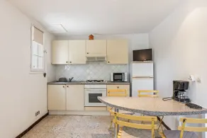 Heritage Apartment in Mèze With Swimming Pool - Image 4