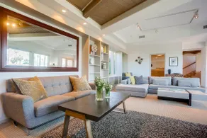Beach Front at La Jolla Shores - Image 2