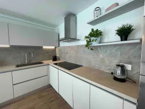 Private pool in the city - Netflix - Airport transfer - Image 2