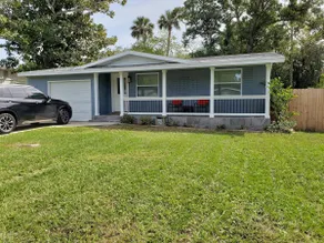 Home in Daytona Beach - Image 2