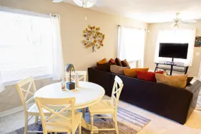 Pet Friendly-1 Mile to the Beach! Fenced in Back Yard! - Image 4