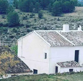 Charming rural house in Yeste - Image 5