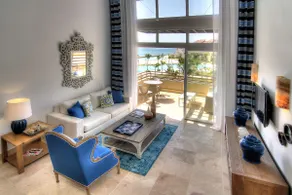 Beachfront Paradise Amore Luxury Nest 1 Bedroom Penthouse - Image 2