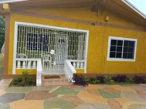 Relax & Enjoy Ocho Rios/AC/Cable/WIFI/Hot Water - Image 3