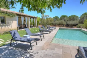 Gorgeous property in a calm village with plenty of space & heated pool - Image 4