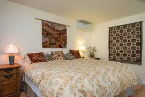 Place to Stay in Quiet Neighborhood - Image 2