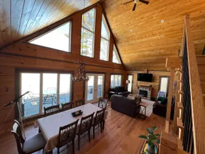 Tranquil log cabin with sandy beach, sunsets & spa - Image 2