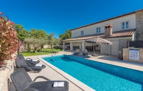 Luxusvilla Lori in der Nähe von Porec - Image 2