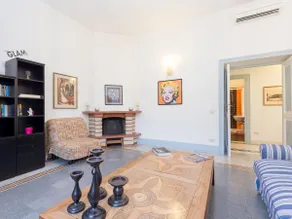 Vatican Comfortable Sunny Apartment - Image 5