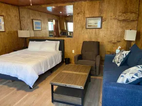 The Duck Inn at Lunker Lodge - Image 3