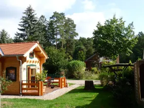 Small and romantic blockhouse - Image 4