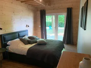 CHALET WITH HOT TUB - Image 3