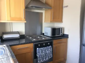 Lovely spacious cottage Llantrisant near Cardiff - Image 5