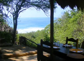 The Blue Cottage of Cabañas Gemelos - Image 4