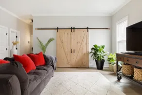 Stylish Atlanta Home Near Downtown & Stadiums - Image 2
