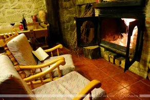 House with free Wi-Fi, a barbecue and air conditioning - Image 5