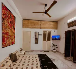 Chandrodaya Studio | Simple, Comfortable & Private - Image 4