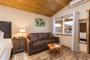 Rainforest Inn - Woodland Inns - Image 3