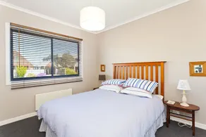 Apollo Bay Beach House - 300 metres from beach - Image 3