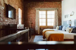 ”The Icon” downtown loft private parking - Image 2