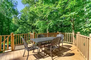 Log Cabin~ Hot Tub ~ Fireplace~ Pets Welcome- WIFI - Image 3