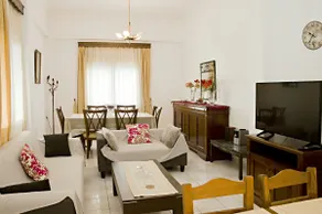 ANTONIS - Image 4