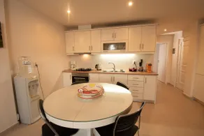 Seaside Apartments - Image 4