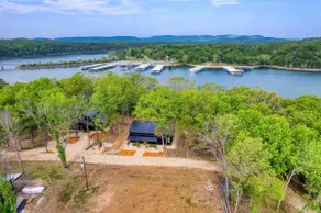 Hideaway South Secluded & Dog-Friendly on Table Rock Lake-close to Eureka Sprngs - Image 3
