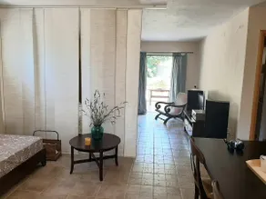 Milo's House: quiet area-good music-theater - Image 3