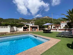 Entire 2 bedroom home with private pool - Image 3