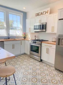 Main Street Suites at Fleurty Girl- The Martha - Image 2