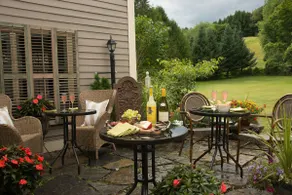The DeerBrook, Distinctive Vermont Lodging - Image 4