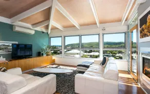 Walk to the beach - Family friendly - Wifi - The Tall House - Image 4