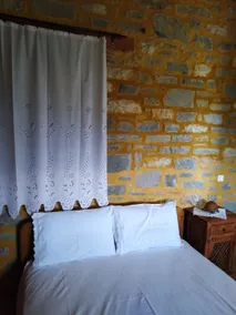 House B - Image 4