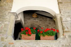 Castello di Sarna , Etrusco - Image 2