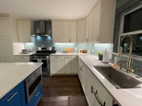 J's Stay & Play Charming 3 Bedroom 2 Bathroom Home - Image 4