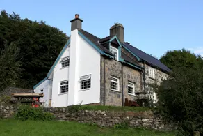 Cwmanog Uchaf Cottage - Image 2