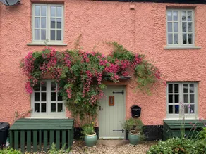 Sausage Cottage in Oakford Village 4 Bed Garden Local Pub - Image 2