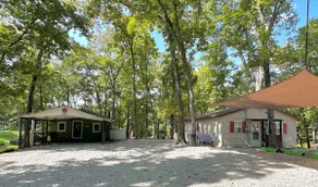Waterfront Cabin•Boat Dock, Fireplace&Beach Access - Image 2