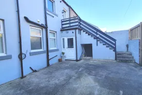 Brodie's Hideaway Stylish Seaside town apartment - Image 4