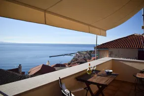 Timeless charm with commanding sea views - Image 5