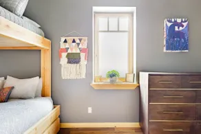 Beautiful Boho-Chic Loft on Main St. - Image 5