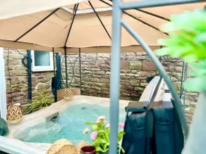 *Brecon Beacons,Log Burner, hot tub Dogs Welcome* - Image 3