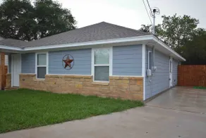 Waco Bungalow House perfect for groups - Image 2