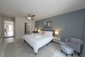 Private Pool Oasis in the heart of DFW! Quiet and central. - Image 2