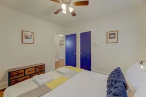 Yellow Brick Road Cottage - Minutes from Downtown - Image 4