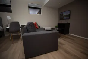 Fully Equipped Studio Apartment w/ parking - Image 3