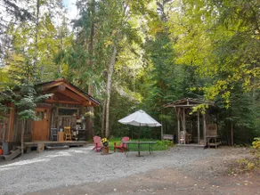 Rudy's Rustic Cabin - Image 2