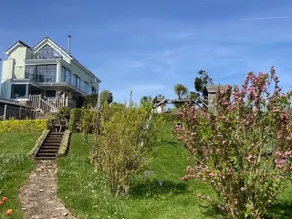 Seascape, Mevagissey cliff top B & B apartment. - Image 2