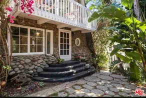 Malibu Mountain Cottage near the Beach! - Image 2